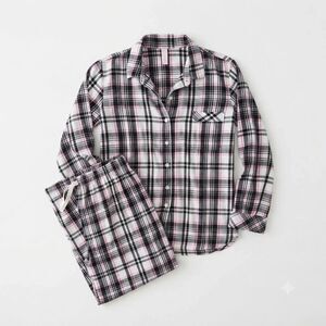 Victoria's Secret Size L Plaid Flannel Pajama Set Black, Pink, White w/ Logo